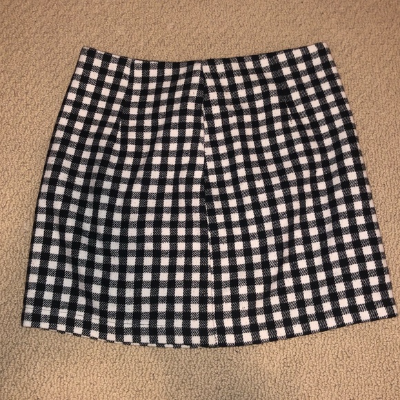 Forever 21 Dresses & Skirts - Forever 21 Black and White Plaid Skirt Size Small